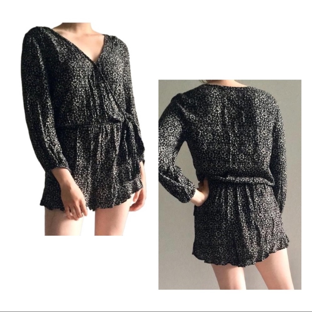 American Eagle Romper